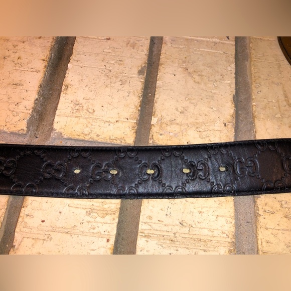 GUCCI - Signature Leather Belt - 80-32 - Picture 9 of 16